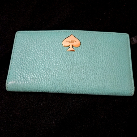 kate spade Handbags - Kate Spade Mint Green Bi-Fold Wallet